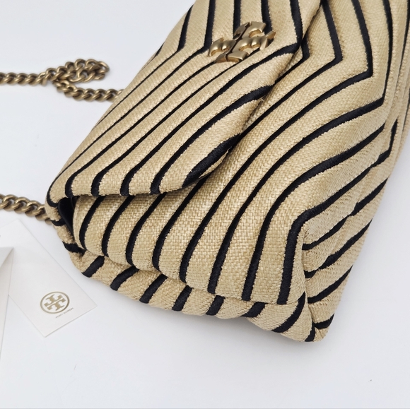 NWT TORY BURCH KIRA CHEVRON SOFT STRAW SMALL SHOULDER BAG - NATURAL / BLACK - Picture 7 of 10